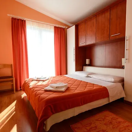 Apartman Maris *