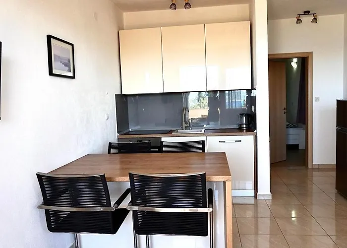 Maris Apartment Starigrad Paklenica